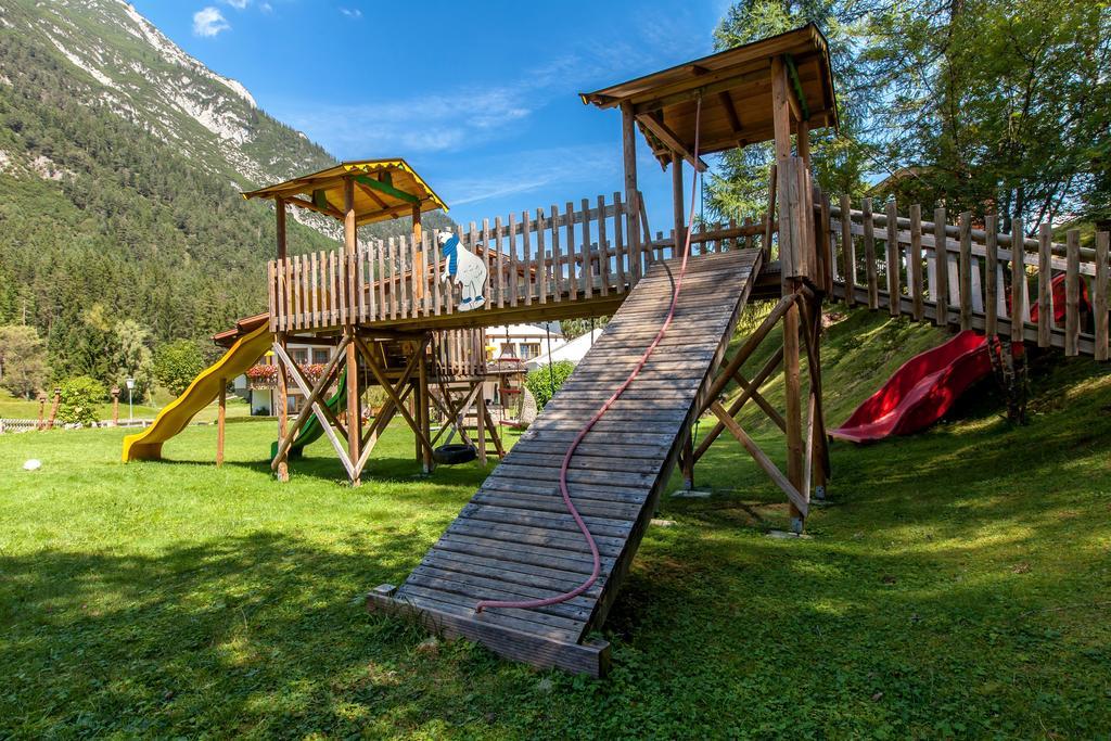 Ferienhaus Kirchplatzl Leutasch Exterior foto